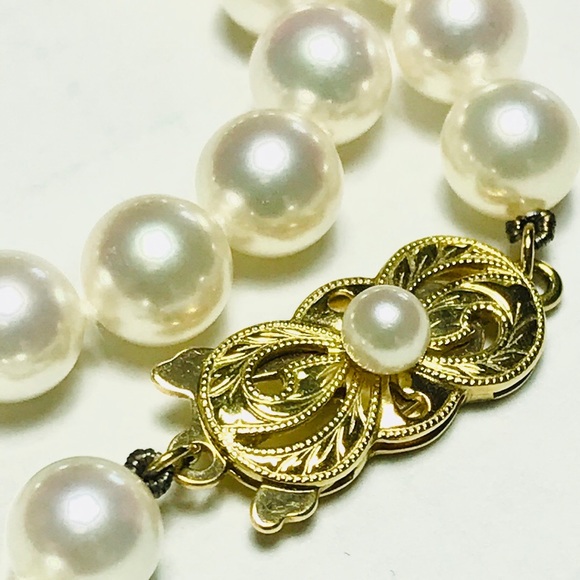 ⭐️HOST PICK⭐️ MIKIMOTO Akoya Pearl Necklace w/18KT Gold Clasp - Picture 11 of 14